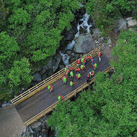 With a total of 22 hikers, the Moving Mountains team covered more than 4,000 feet of elevation gain on their journey.